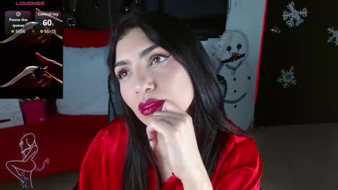 Caroline online show from December 22, 1:14 pm