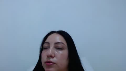 carolina_zabala_19 online show from August 2, 9:29 pm