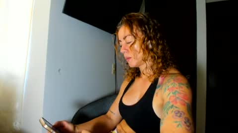 carolina_zaens online show from July 22, 1:01 pm