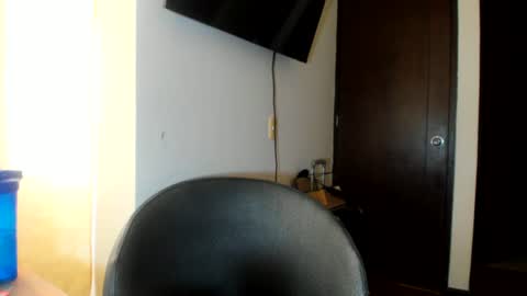 carolina_zaens online show from July 15, 3:50 pm