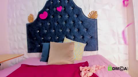 caroline daring online show from February 22, 1:34 pm