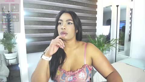 Snapshot of caroline_jackson_ chatting on February 16, 1:49 pm C A R O L I N E online show from February 16, 1:49 pm