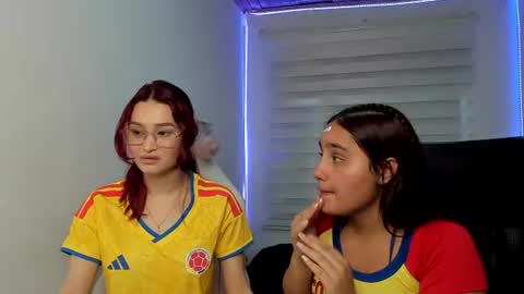 caroline_rodriguez_9 online show from June 27, 7:53 pm