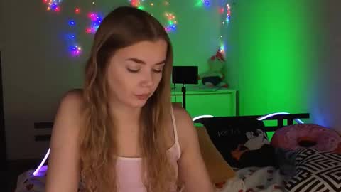 carriebradshawww online show from February 17, 1:16 am