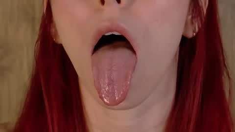 Casandra  online show from July 25, 1:29 pm