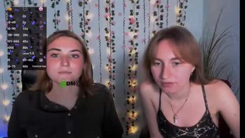 Snapshot of casey_meow_ chatting on September 25, 1:10 pm casey_meow_ online show from September 25, 1:10 pm