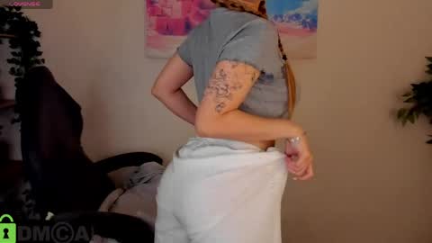 Casey sweeet online show from April 28, 3:38 pm