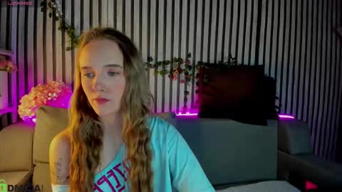 Casey sweeet online show from February 19, 9:09 am