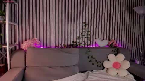 Casey sweeet online show from August 5, 9:37 am