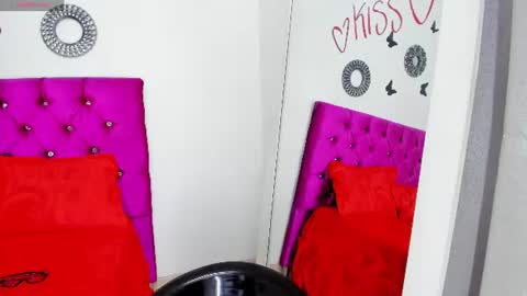 Cassandra Hunt online show from July 6, 2:33 pm