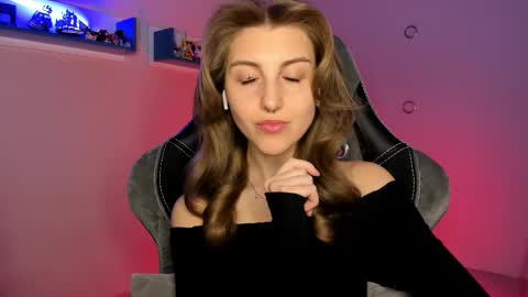 Seductress Cassia  FINDOM AND SADISM  NO NUDE online show from March 1, 7:15 pm