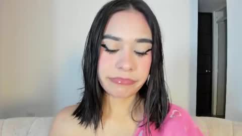 Cassie Jones online show from July 22, 12:33 am
