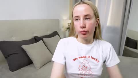 Cassie online show from December 2, 9:50 pm