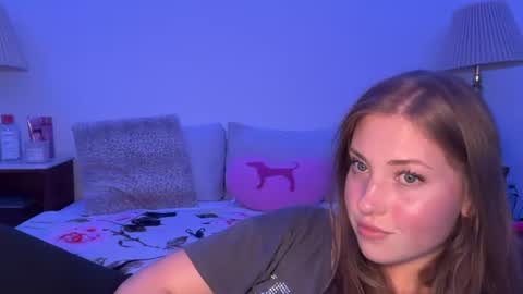 Cassie Thorne online show from July 17, 12:48 am