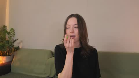  cassandra  online show from February 22, 5:36 pm