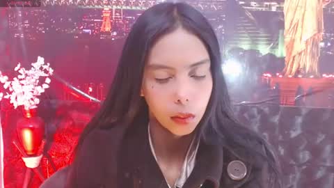 Queen Catalella online show from June 14, 3:30 am