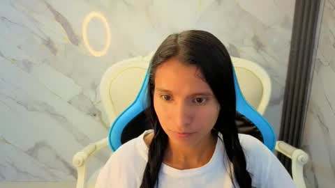 cataleya23_a online show from March 19, 3:27 pm