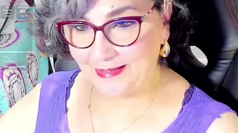 Snapshot of cataleya_mom_ chatting on September 13, 7:49 am cataleya online show from September 13, 7:49 am