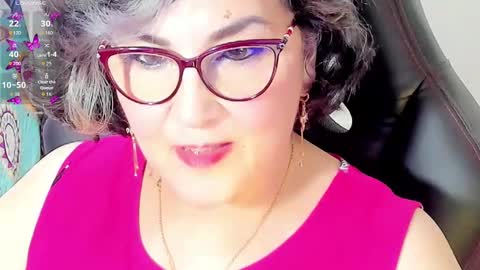 Snapshot of cataleya_mom_ chatting on September 12, 7:18 am cataleya online show from September 12, 7:18 am