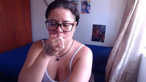 catalinaa_lovee online show from October 7, 6:23 pm