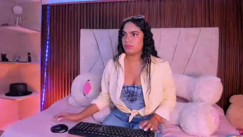 catalleya_f online show from June 12, 8:17 pm