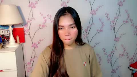 catherine_365 online show from October 2, 5:12 am