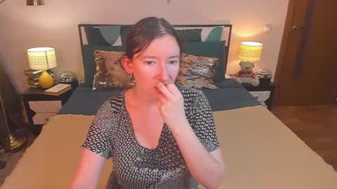 Catrin online show from December 18, 7:57 am