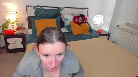 Catrin online show from November 3, 8:18 am