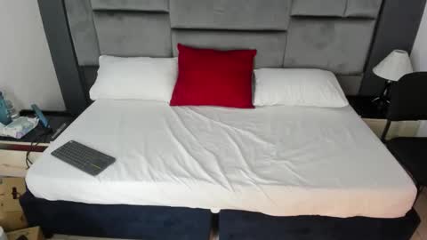 Catleya online show from December 20, 12:20 pm