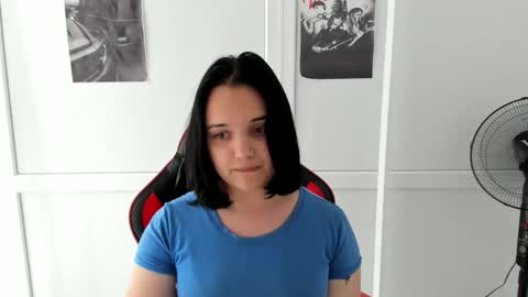 Catrine online show from June 3, 2:33 pm