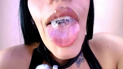 Cattleya online show from June 19, 4:17 am