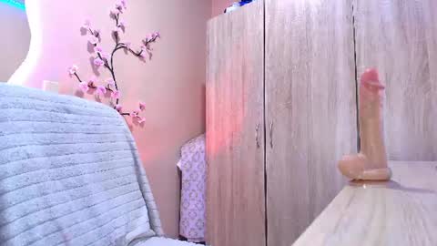 Cattleya online show from July 22, 4:57 am