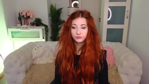 caty_cuddly online show from January 30, 5:30 am