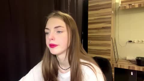 Polly online show from March 14, 7:09 am