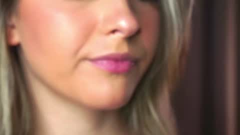 Lina  online show from July 17, 8:01 pm
