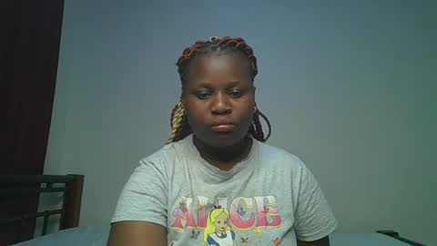 ceepretty25 online show from June 24, 9:08 am
