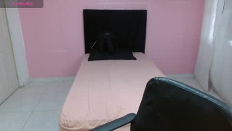 celeste817631 online show from August 7, 4:58 pm