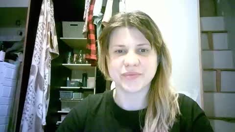 celeste_naughty_ online show from March 14, 10:27 am
