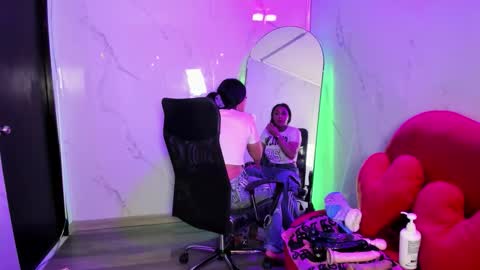 celeste owen18 online show from December 18, 2:27 am