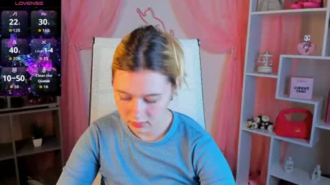 your cute kitty online show from June 8, 7:36 pm