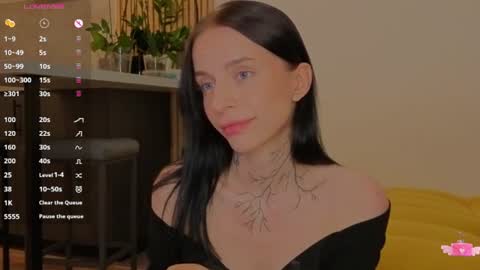 Livia online show from July 21, 11:05 pm