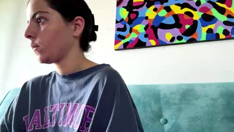 Nini online show from June 18, 9:14 am