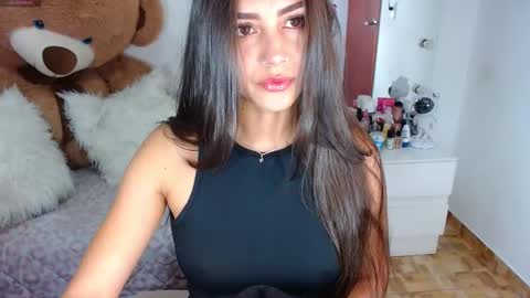 Snapshot of channelrose_1 chatting on December 15, 5:42 pm Isabella online show from December 15, 5:42 pm