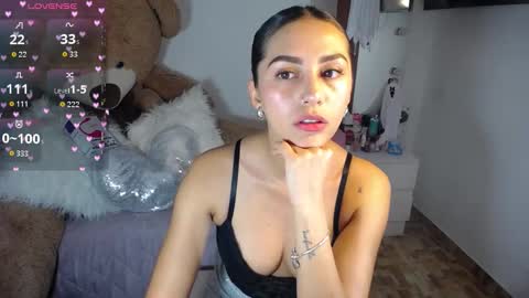 Snapshot of channelrose_1 chatting on October 3, 7:24 am Isabella online show from October 3, 7:24 am