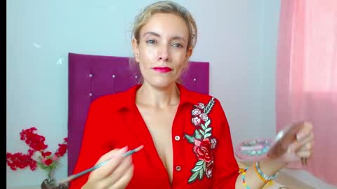 Snapshot of chantalsemenova2023 chatting on March 9, 8:42 pm chantal sweety and horny latina for u online show from March 9, 8:42 pm