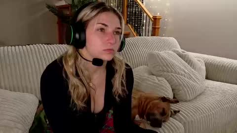 char  online show from March 19, 12:37 am