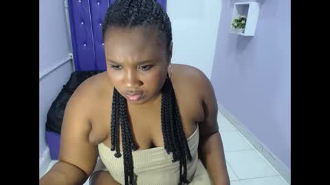 Snapshot of charlot_miel chatting on October 7, 7:35 am charlot_miel online show from October 7, 7:35 am
