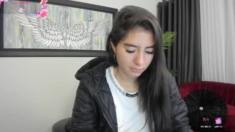 Snapshot of charlote_horny chatting on January 21, 11:35 am Charlote online show from January 21, 11:35 am