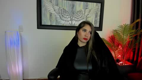 Snapshot of charlote_horny chatting on February 14, 12:36 pm Charlote online show from February 14, 12:36 pm