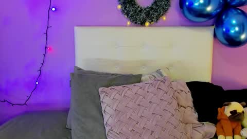 Char 3 online show from December 20, 3:49 pm